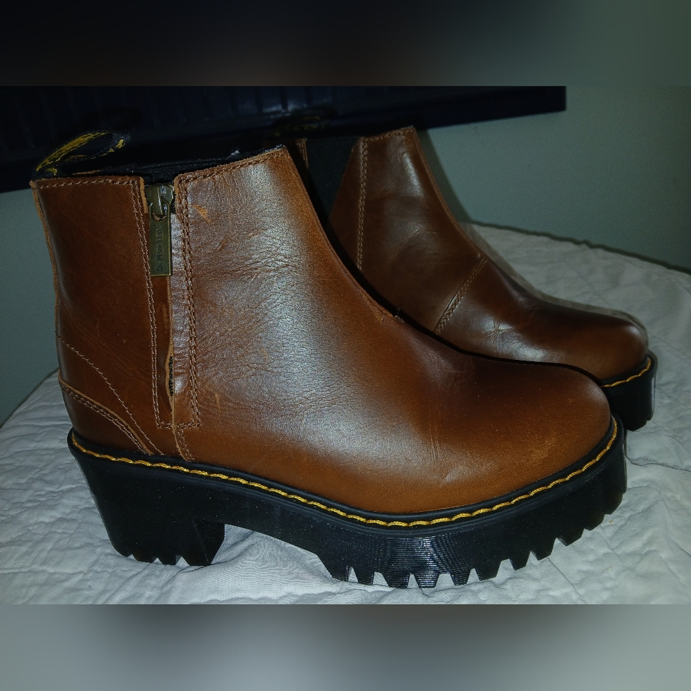 Dr. Martens Brown Rometty II Size 7 Boot